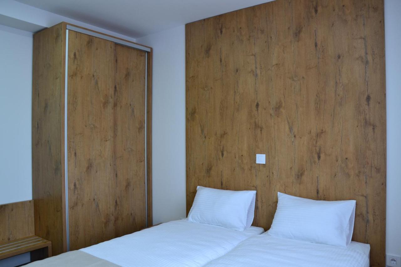 Atos Centar Apartment Celinac ภายนอก รูปภาพ